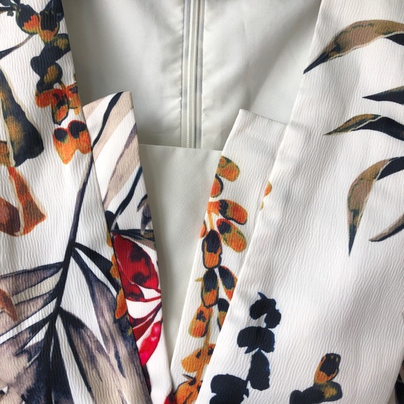 New peplum top - Picture 2 of 5